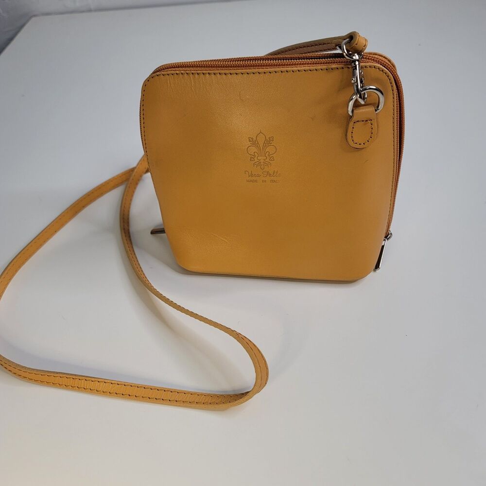 Vera Pelle Made in Italy Leather Crossbody Bag Honey Beige Festival Minimalist